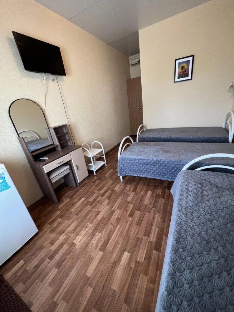 Трехместный номер с тремя отдельными кроватями (2-й этаж, терраса)